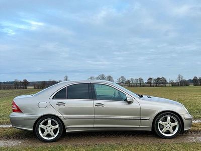Silber Gebraucht 2004 Mercedes C230 Limousine | 8.500 €