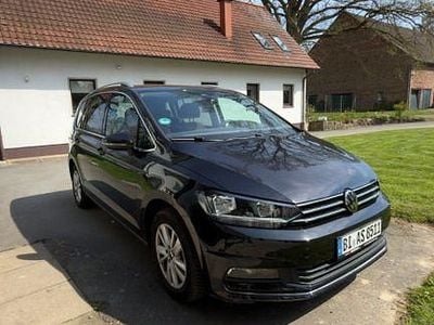 Occasion VW Touran Highline 150 PK (110 kW) 2023 Zwart MPV