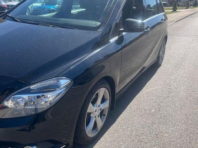 Gebraucht Mercedes B200 136 PS (100 kW) 2012 Schwarz Van / Kleinbus