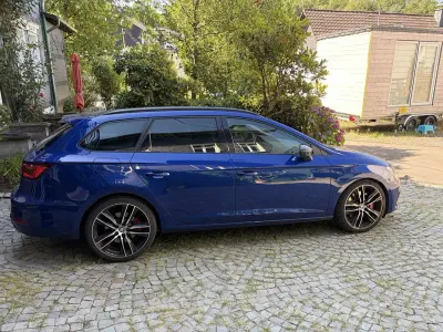 Gebraucht Seat Leon ST 300 PS (220 kW) 2018 Blau Kombi