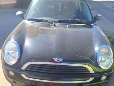 Second-hand Mini ONE 90 CP (66 kW) 2003 Negru Hatchback