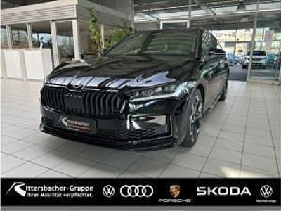 Neu Skoda Superb SportLine 265 PS (194 kW) 2026 Schwarz (ebony schwarz metallic) Kombi