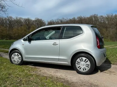 Gebraucht VW up! 68 PS (50 kW) 2014 Silber Kleinwagen