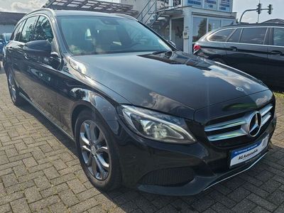 Gebraucht Mercedes C220 Avantgarde 170 PS (125 kW) 2017 Schwarz Kombi