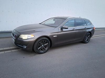 Gebraucht BMW 520 185 PS (136 kW) 2012 Braun Kombi