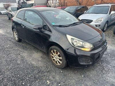 Gebraucht Kia Rio Edition 7 75 PS (55 kW) 2012 Schwarz