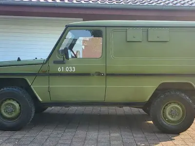 Gebraucht Mercedes G240 72 PS (52 kW) 1991 Grün SUV