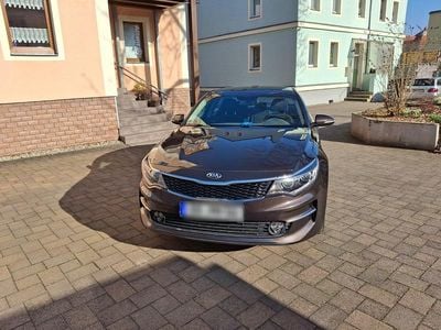 Gebraucht Kia Optima 142 PS (104 kW) 2018 Braun Limousine