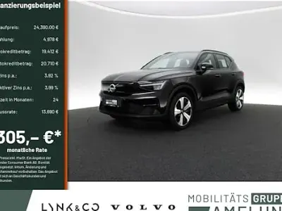 Usata Volvo EX40 Core 169 kW (231 CV) 2022 Nero SUV