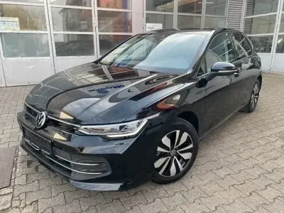 Gebraucht VW Golf VIII Goal 116 PS (85 kW) 2024 Grenadillschwarz metallic Limousine