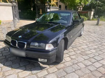Gebraucht BMW 318 116 PS (85 kW) 1998 Schwarz Cabrio