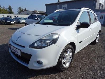 Gebraucht Renault Clio II Night&Day 101 PS (74 kW) 2011 Weiß Limousine