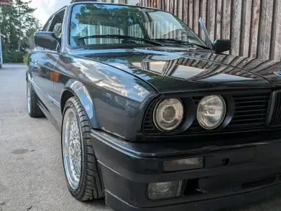 Gebraucht BMW 325 Basis 171 PS (125 kW) 1990 Schwarz Coupé