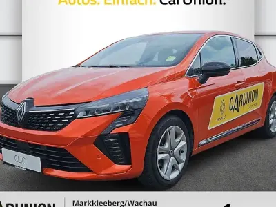 Gebraucht Renault Clio V Techno 91 PS (66 kW) 2025 Valenciaorange metallic Limousine