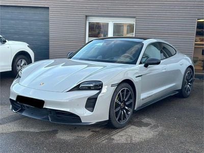 Grau Gebraucht 2021 Porsche Taycan Turbo S Limousine | 94.290 € (Teuer)