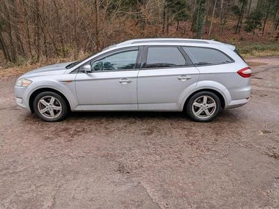 Silber Gebraucht 2010 Ford Mondeo Kombi | 2.750 € (Fairer Preis)