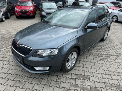 gebraucht Skoda Octavia Combi Ambition 1 Hand Navi SHZ PDC Euro6