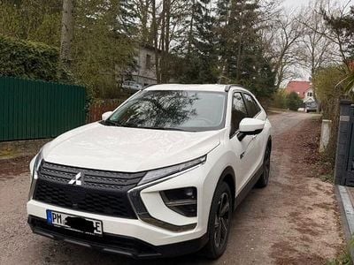 Usado Mitsubishi Eclipse Cross Basis 188 HP (138 kW) 2022 Branco SUV