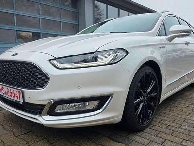 Gebraucht Ford Mondeo Vignale 179 PS (131 kW) 2016 White platinum Kombi