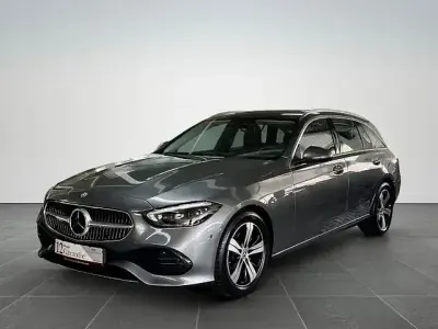 Używany Mercedes C180 Avantgarde 170 KM (125 kW) 2025 Szary Sedan/Limuzyna