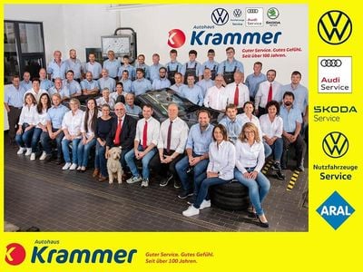 Gebraucht VW Touran Highline 150 PS (110 kW) 2022 Weiß Van / Kleinbus