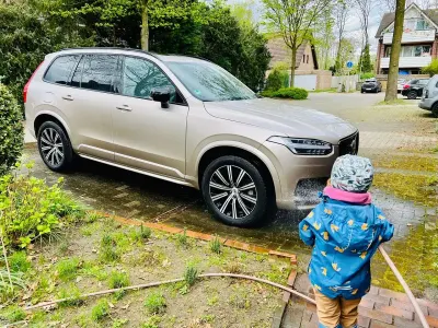 Gebraucht Volvo XC90 Ultimate 235 PS (172 kW) 2023 Gold SUV