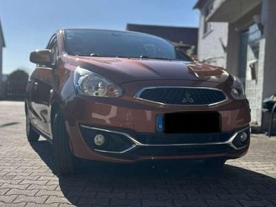 Usata Mitsubishi Space Star Edition+ 80 CV (58 kW) 2016 Arancione Utilitaria