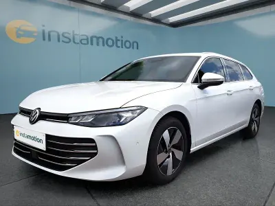 Gebraucht VW Passat 150 PS (110 kW) 2025 Weiß Kombi