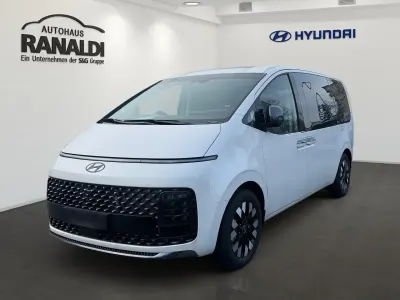 Second-hand Hyundai Staria Signature 224 CP (164 kW) 2025 Negru Monovolum