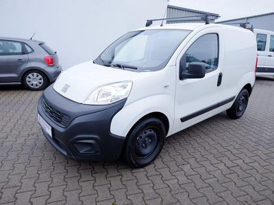 Gebraucht Fiat Fiorino 80 PS (58 kW) 2022 Weiß Van / Kleinbus