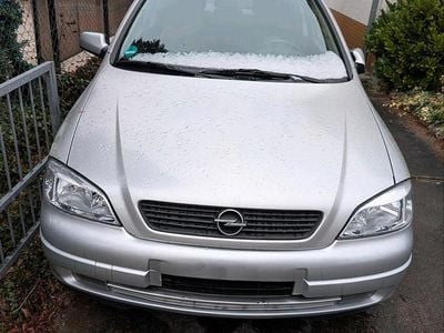 Silber Gebraucht 2001 Opel Astra Limousine | 1.500 € (Guter Preis)