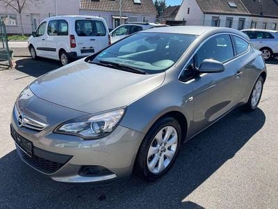 Gebraucht Opel Astra GTC 140 PS (102 kW) 2016 Beige Coupé