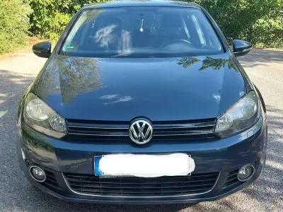 Gebraucht VW Golf VI Highline 122 PS (89 kW) 2010 Blau Limousine