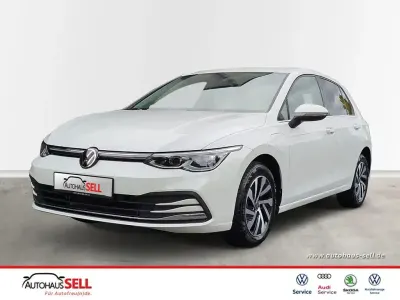 Gebraucht VW Golf VIII Style 204 PS (150 kW) 2022 Weiß Limousine