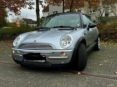 Usado Mini Cooper 116 HP (85 kW) 2001 Prateado Citadino