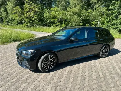 Gebraucht Mercedes E300 AMG 306 PS (225 kW) 2020 Schwarz Limousine