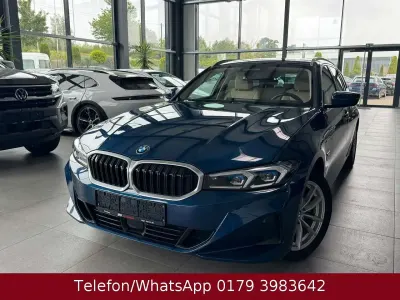Gebraucht BMW 330e Sport Line 184 PS (135 kW) 2023 Blau Kombi