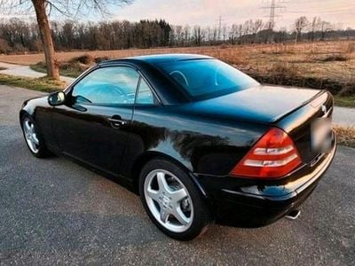 Gebraucht Mercedes SLK230 193 PS (141 kW) 2002 Schwarz Cabrio