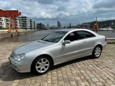 Brugt Mercedes CLK240 Elegance 170 HK (125 kW) 2003 Sølv Coupe