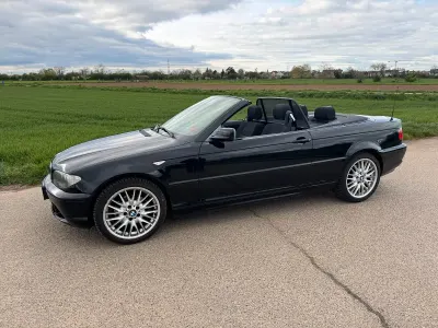 Gebraucht BMW 320 Cabriolet 150 PS (110 kW) 2006 Schwarz Cabrio