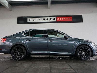 Grau Gebraucht 2021 Skoda Superb LAURIN & KLEMENT Limousine | 26.880 € (Fairer Preis)