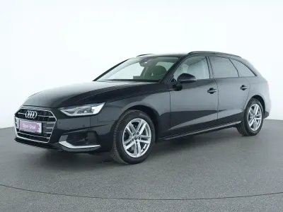 Używany Audi A4 Advanced 150 KM (110 kW) 2021 Czarny Sedan/Limuzyna