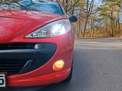 gebraucht Peugeot 206+ 206+ Schräghecklimousine 2012 Zahnriemen NEU