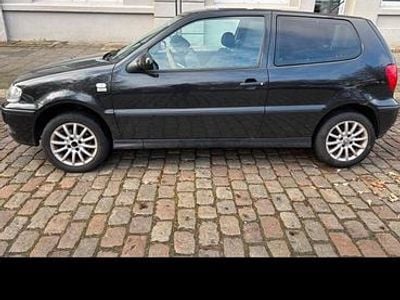 Schwarz Gebraucht 2000 VW Polo Kleinwagen | 600 € (Guter Preis)