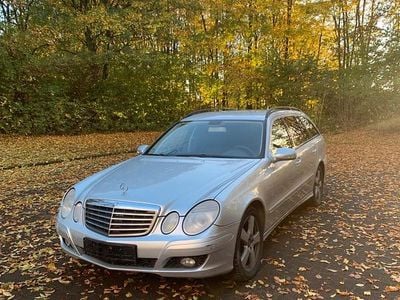 Mercedes E280