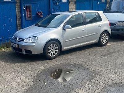 Second-hand VW Golf IV Comfortline 102 CP (75 kW) 2006 Berlinǎ