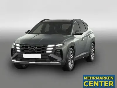 Neu Hyundai Tucson Edition 150 PS (110 kW) 2026 Grün SUV