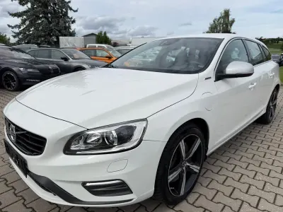 Gebraucht Volvo V60 R-Design 288 PS (211 kW) 2018 Weiß Kombi