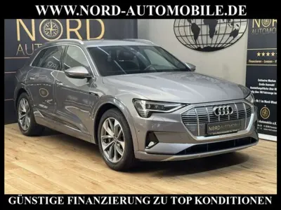 Gebraucht Audi e-tron Advanced 300 kW (408 PS) 2023 Taifungrau metallic (metallic) SUV