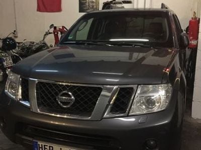 Gebraucht Nissan Pathfinder 231 PS (169 kW) 2011 Grau metallic SUV